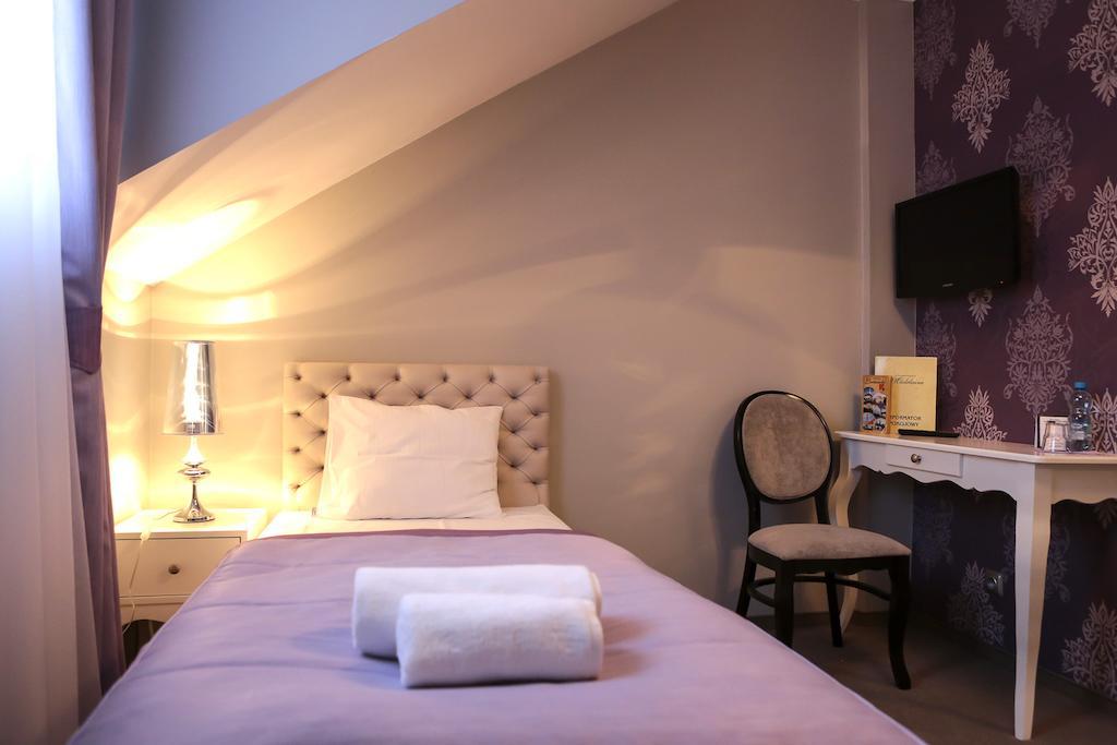 Hotel Madelaine Львувек-Слёнски Номер фото